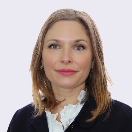 Headshot of Charlotte Firth